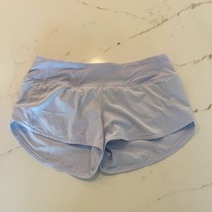 Lululemon speed up 2.5 inch size 4 shorts; light purple/ color, great condition!